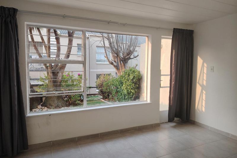 To Let 2 Bedroom Property for Rent in Bedford Gardens Gauteng