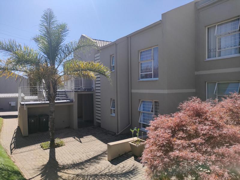 To Let 2 Bedroom Property for Rent in Bedford Gardens Gauteng
