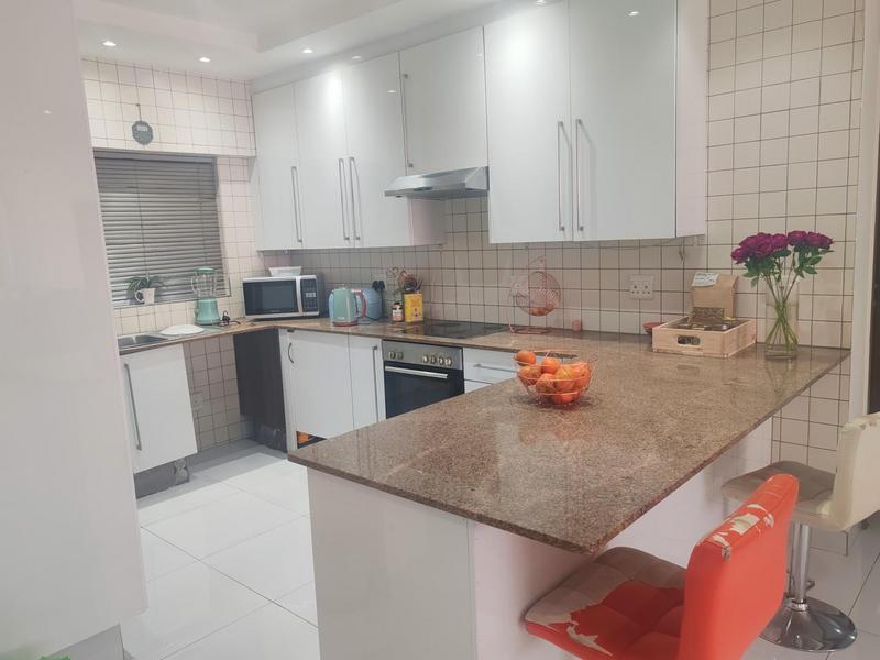 To Let 2 Bedroom Property for Rent in Bedfordview Gauteng