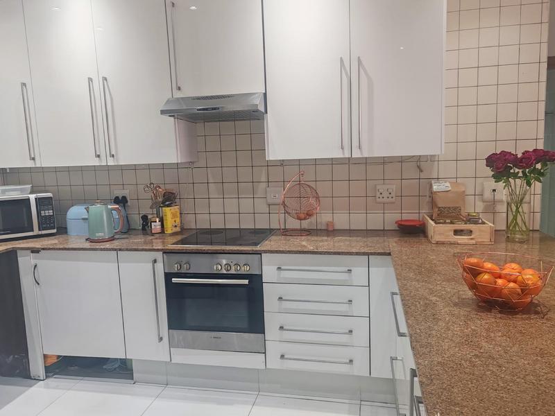 To Let 2 Bedroom Property for Rent in Bedfordview Gauteng