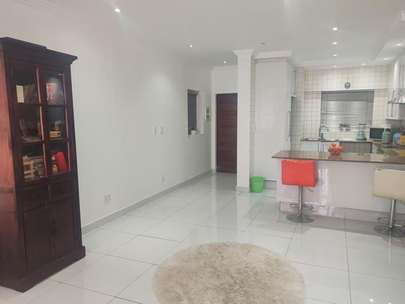 To Let 2 Bedroom Property for Rent in Bedfordview Gauteng