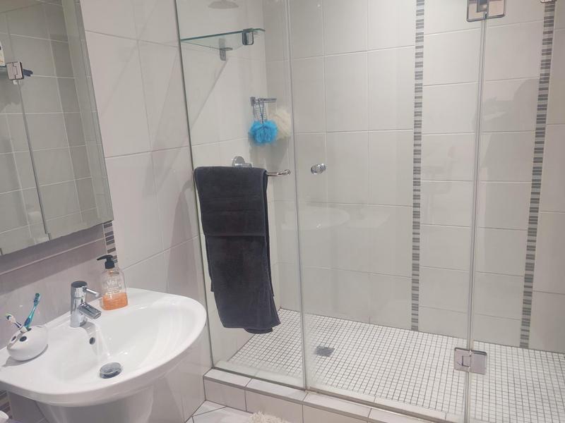 To Let 2 Bedroom Property for Rent in Bedfordview Gauteng