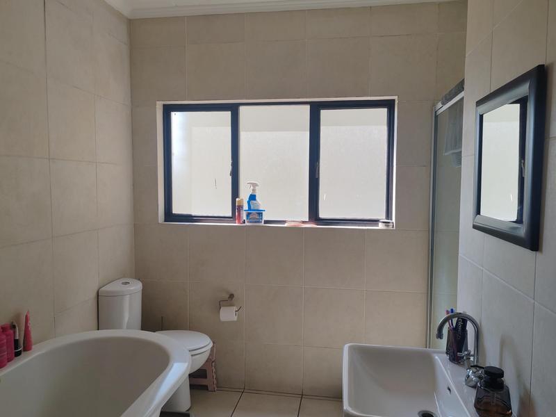 To Let 2 Bedroom Property for Rent in Solheim Gauteng