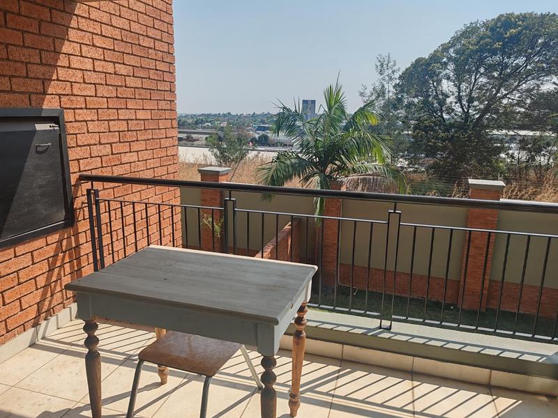 To Let 2 Bedroom Property for Rent in Solheim Gauteng
