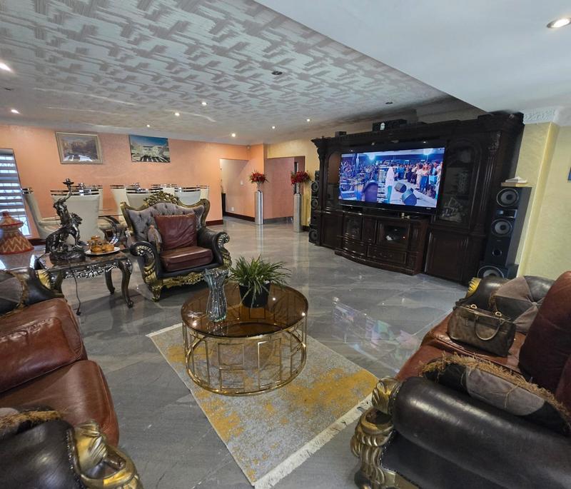 4 Bedroom Property for Sale in Greenstone Hill Gauteng