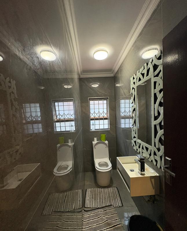 4 Bedroom Property for Sale in Greenstone Hill Gauteng