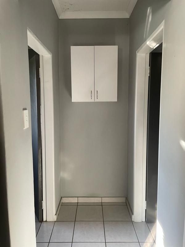 To Let 2 Bedroom Property for Rent in Edenvale Gauteng