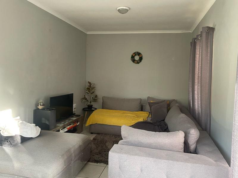 To Let 2 Bedroom Property for Rent in Edenvale Gauteng