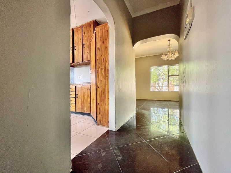 To Let 3 Bedroom Property for Rent in Country View Gauteng