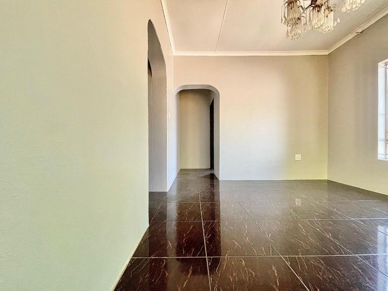 To Let 3 Bedroom Property for Rent in Country View Gauteng