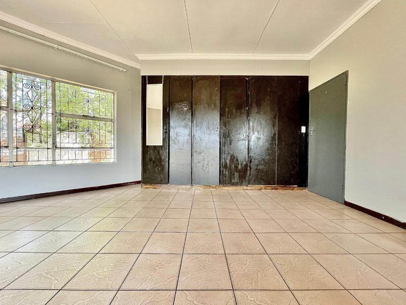 To Let 3 Bedroom Property for Rent in Country View Gauteng