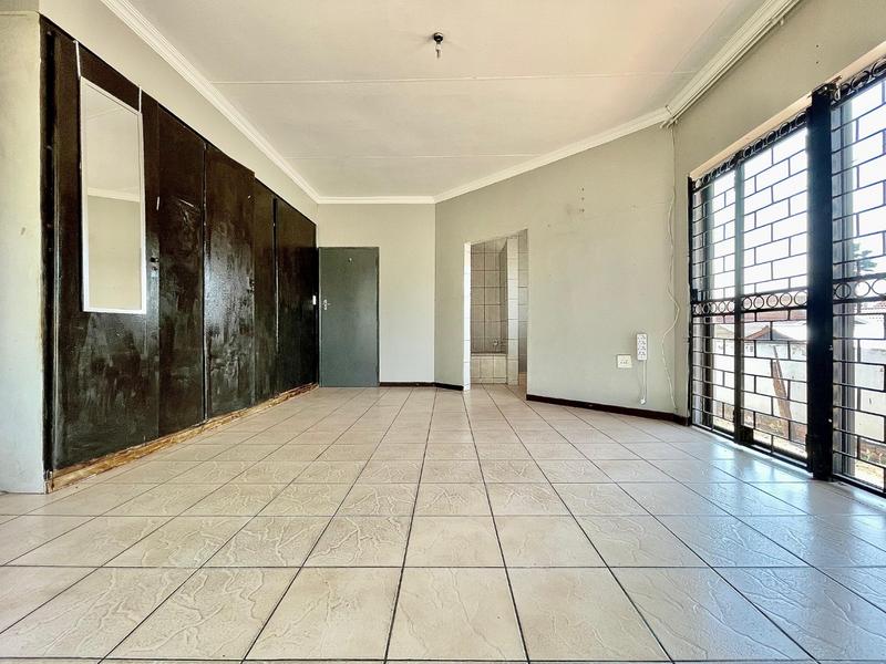 To Let 3 Bedroom Property for Rent in Country View Gauteng