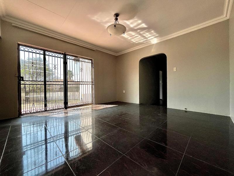 To Let 3 Bedroom Property for Rent in Country View Gauteng