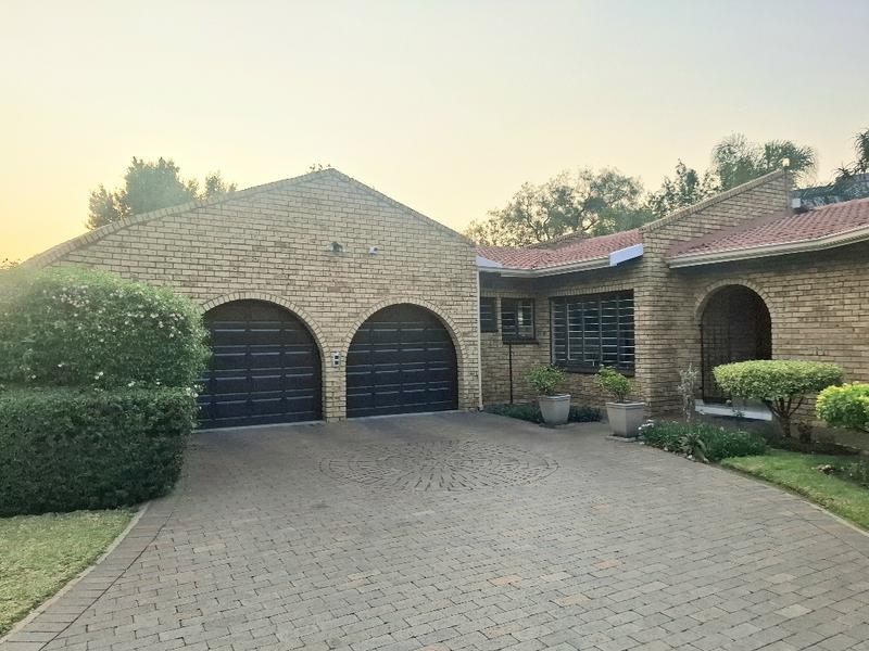 To Let 3 Bedroom Property for Rent in Morningside Manor Gauteng