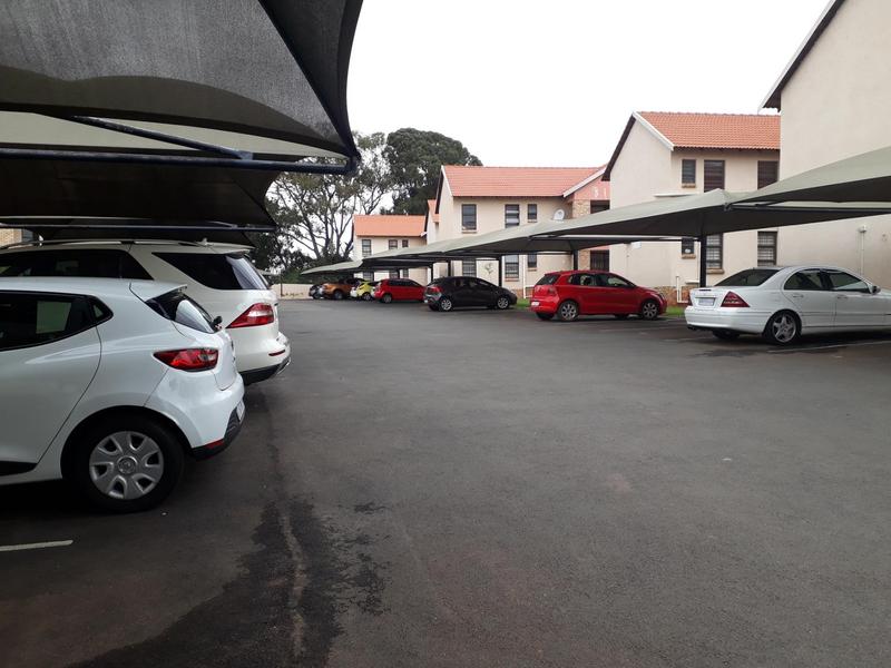 To Let 2 Bedroom Property for Rent in Groblerpark Gauteng