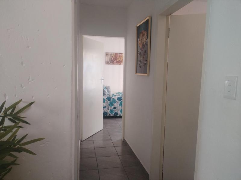 To Let 2 Bedroom Property for Rent in Groblerpark Gauteng