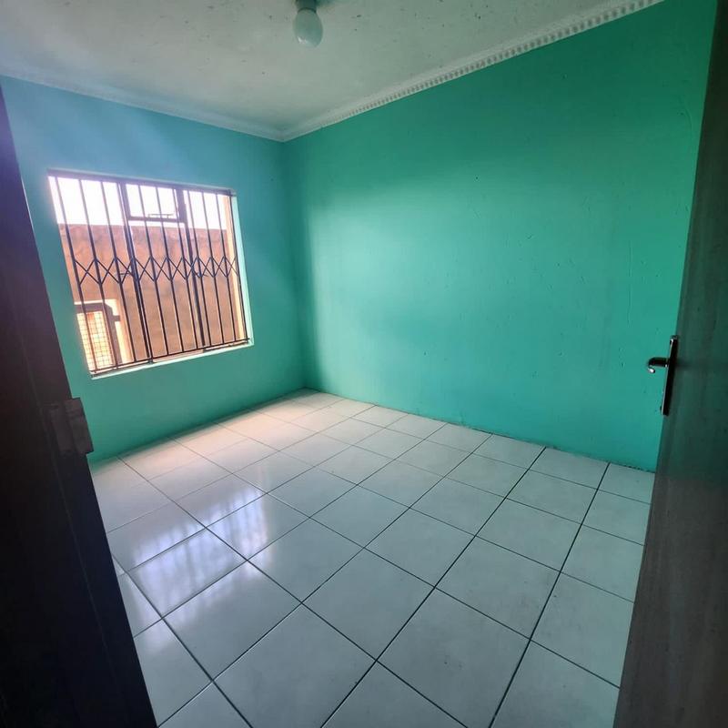 To Let 1 Bedroom Property for Rent in Naledi Gauteng