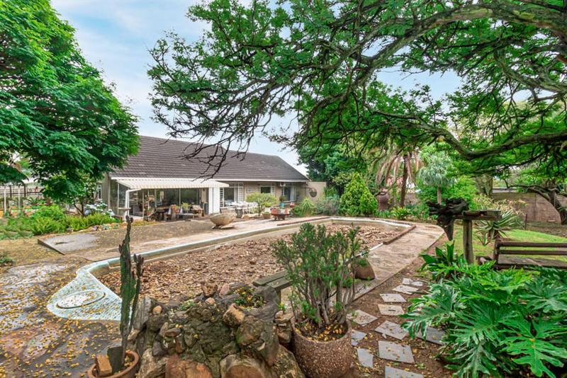5 Bedroom Property for Sale in Breaunanda Gauteng