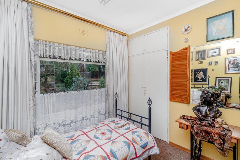 5 Bedroom Property for Sale in Breaunanda Gauteng