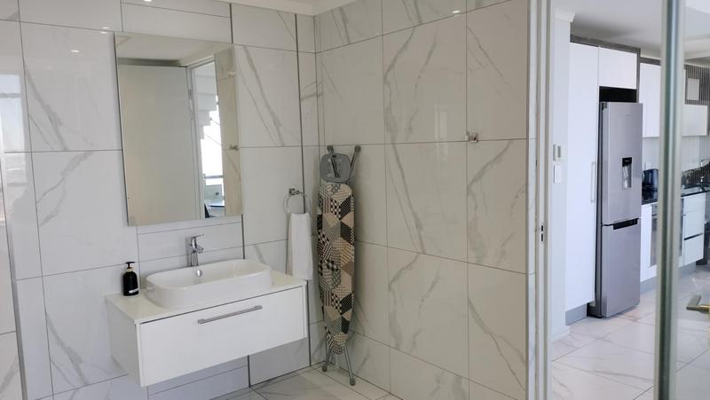 2 Bedroom Property for Sale in Sandton Gauteng