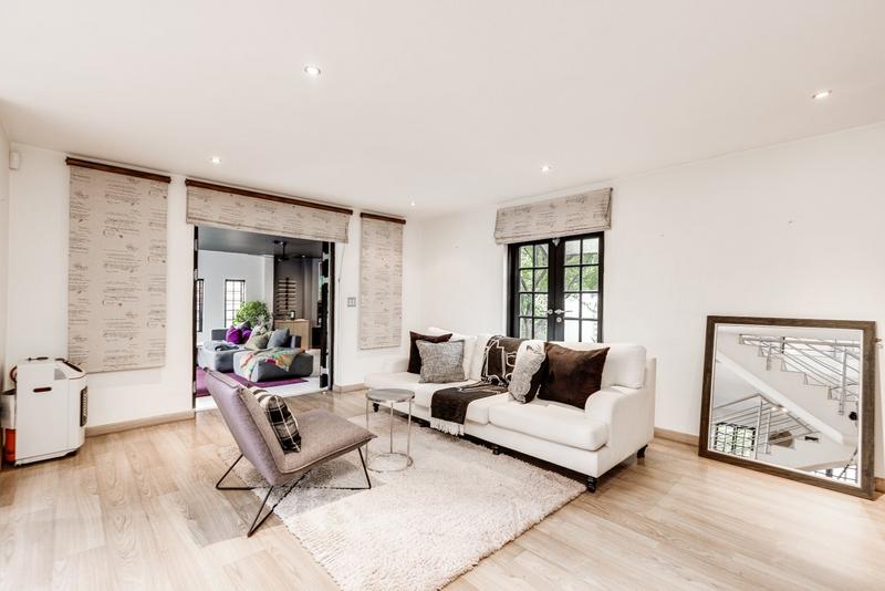 To Let 3 Bedroom Property for Rent in Lonehill Gauteng