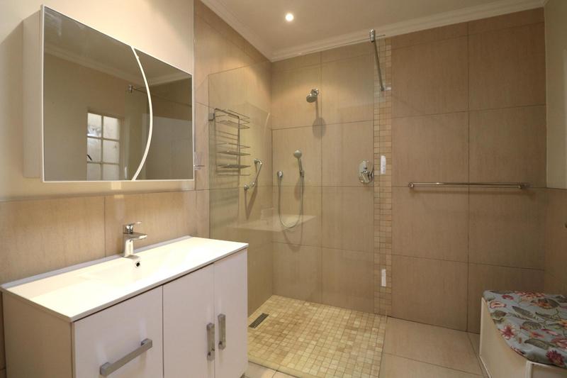 3 Bedroom Property for Sale in Magaliessig Gauteng