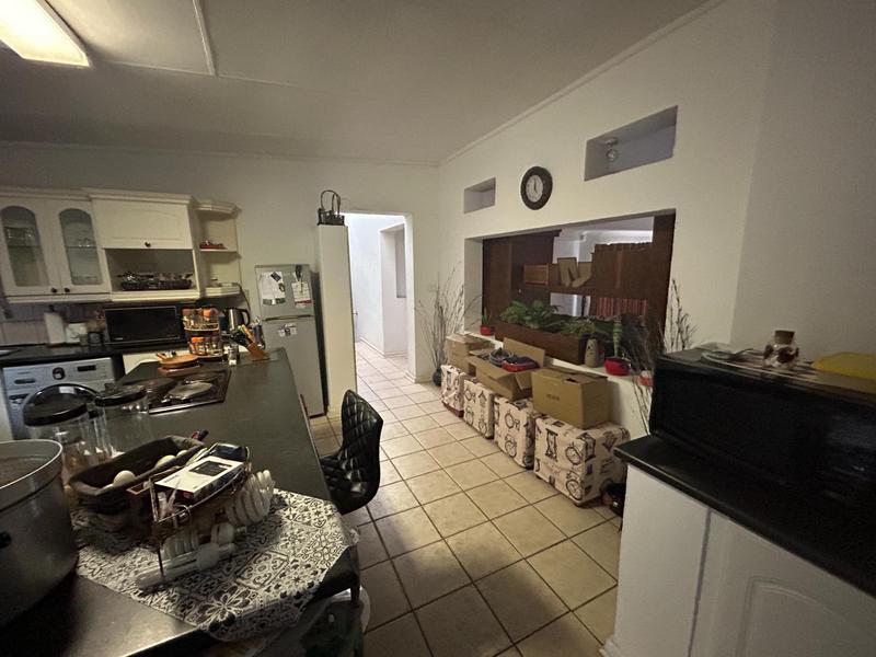 To Let 4 Bedroom Property for Rent in Rooihuiskraal Gauteng