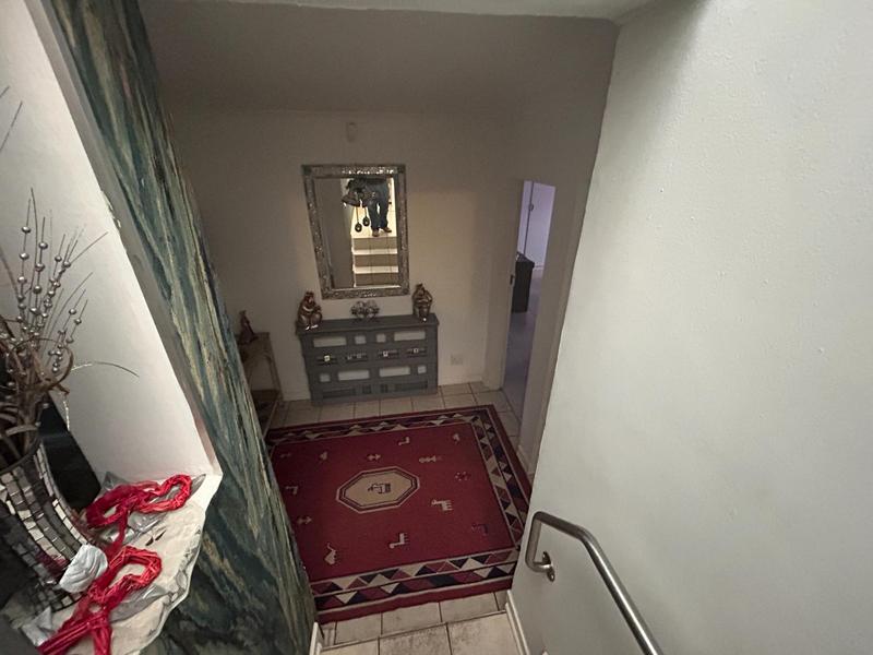 To Let 4 Bedroom Property for Rent in Rooihuiskraal Gauteng