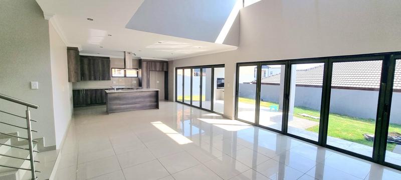 4 Bedroom Property for Sale in Eldoraigne Gauteng