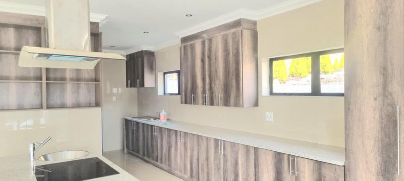 4 Bedroom Property for Sale in Eldoraigne Gauteng