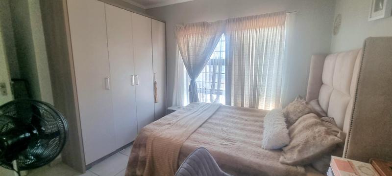 3 Bedroom Property for Sale in Amberfield Gauteng