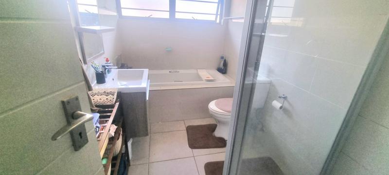 3 Bedroom Property for Sale in Amberfield Gauteng
