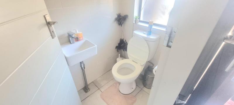3 Bedroom Property for Sale in Amberfield Gauteng