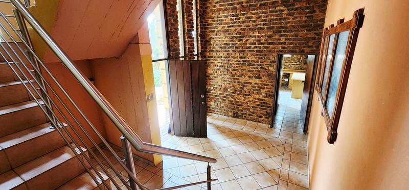 4 Bedroom Property for Sale in Pretoria North Gauteng