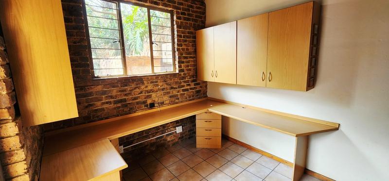 4 Bedroom Property for Sale in Pretoria North Gauteng