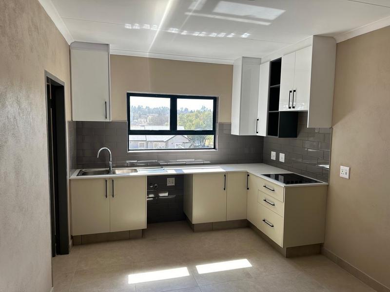 To Let 1 Bedroom Property for Rent in Glen Austin AH Gauteng