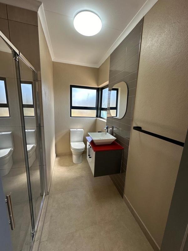 To Let 1 Bedroom Property for Rent in Glen Austin AH Gauteng