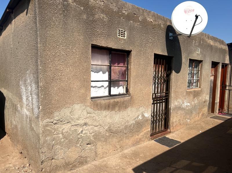 10 Bedroom Property for Sale in Tembisa Central Gauteng