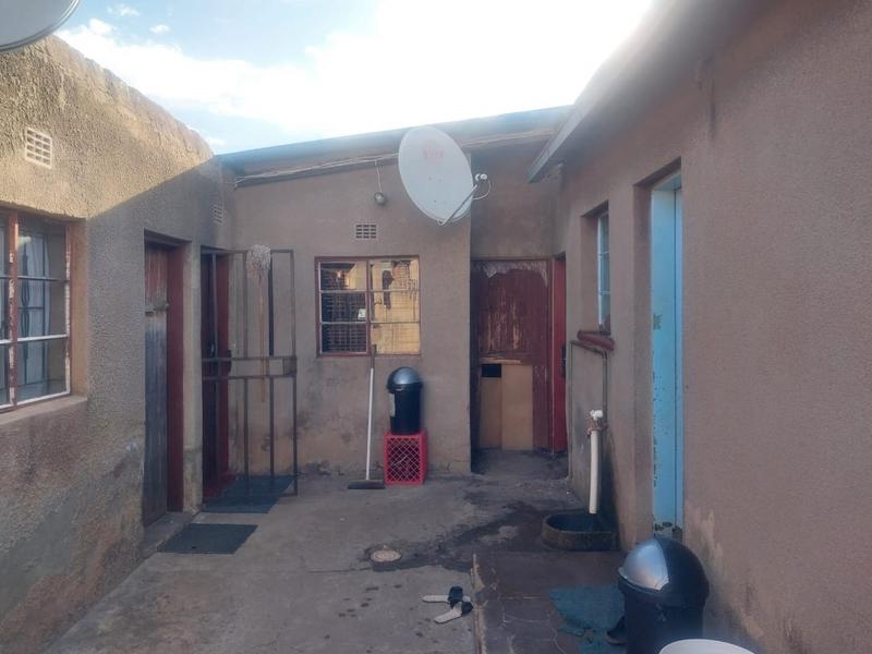 10 Bedroom Property for Sale in Tembisa Central Gauteng