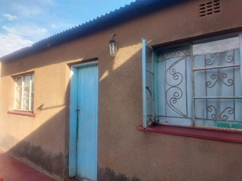 10 Bedroom Property for Sale in Tembisa Central Gauteng