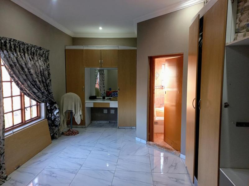 4 Bedroom Property for Sale in Raslouw Gauteng
