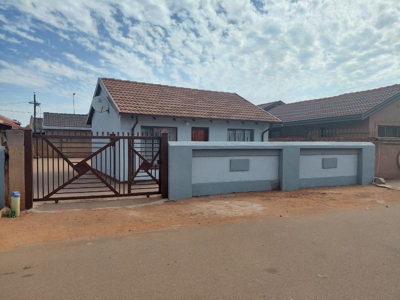 2 Bedroom Property for Sale in Soshanguve East Gauteng