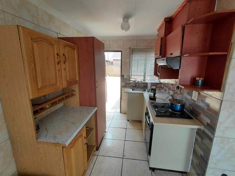 2 Bedroom Property for Sale in Soshanguve East Gauteng