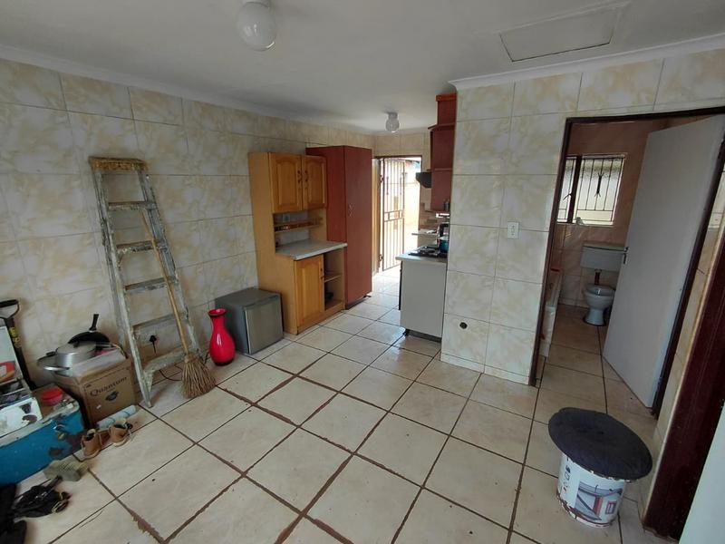 2 Bedroom Property for Sale in Soshanguve East Gauteng
