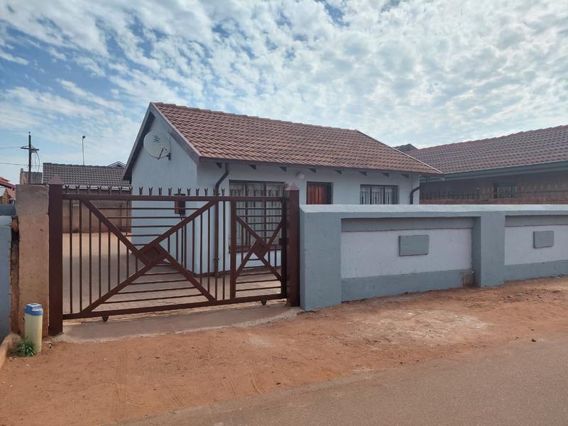 2 Bedroom Property for Sale in Soshanguve East Gauteng
