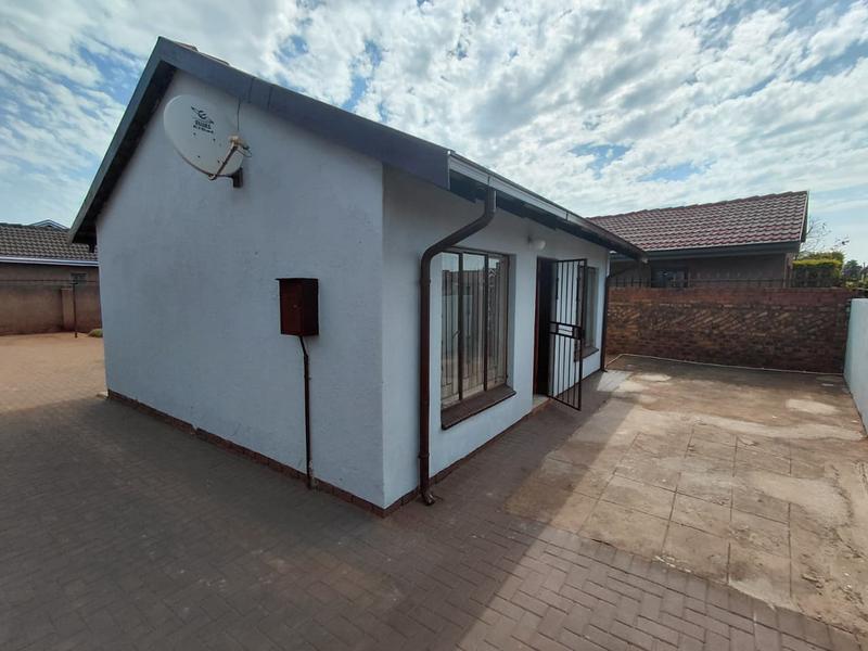 2 Bedroom Property for Sale in Soshanguve East Gauteng
