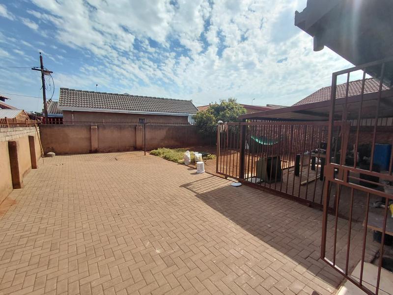 2 Bedroom Property for Sale in Soshanguve East Gauteng