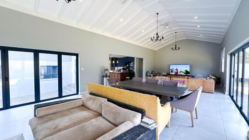 4 Bedroom Property for Sale in Midstream Ridge Gauteng