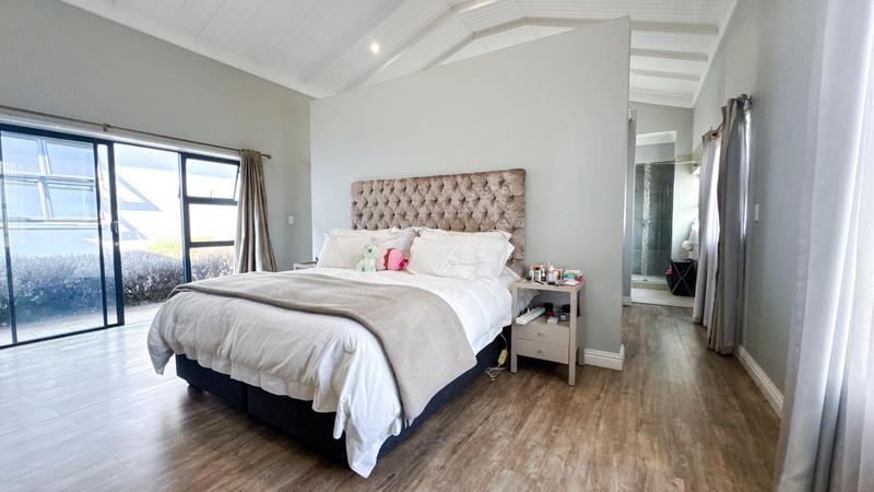 4 Bedroom Property for Sale in Midstream Ridge Gauteng