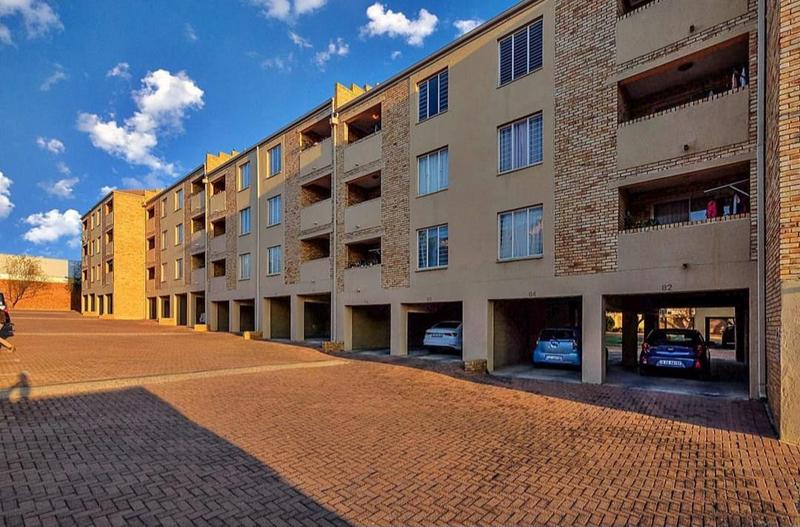 2 Bedroom Property for Sale in Wilro Park Gauteng